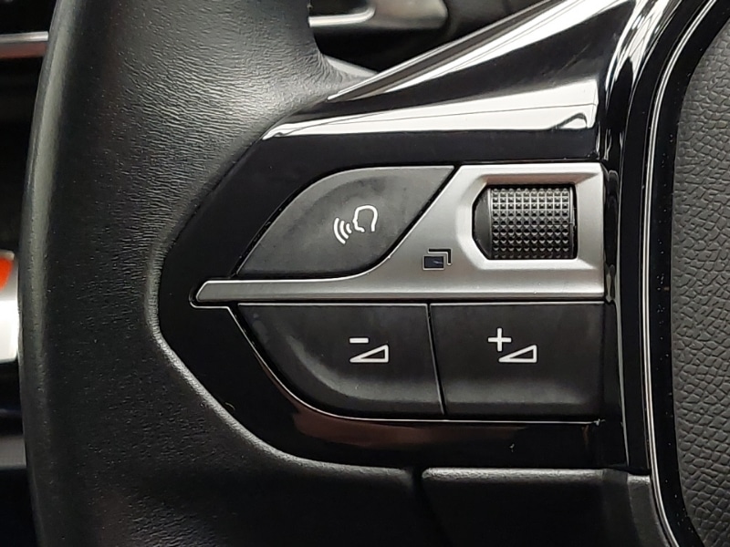 Used Peugeot 5008 2020 for sale - 76757523: Photo 18