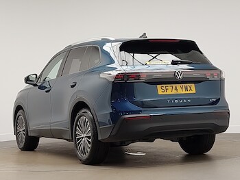 Used Volkswagen Tiguan 2024 for sale - 77373366: Photo