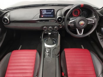Used Abarth 124 Spider 2018 for sale - 75731835: Photo