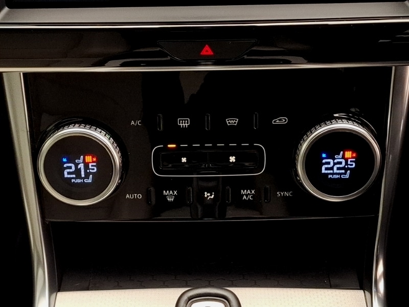 Used Jaguar XE 2023 for sale - 77956441: Photo 17