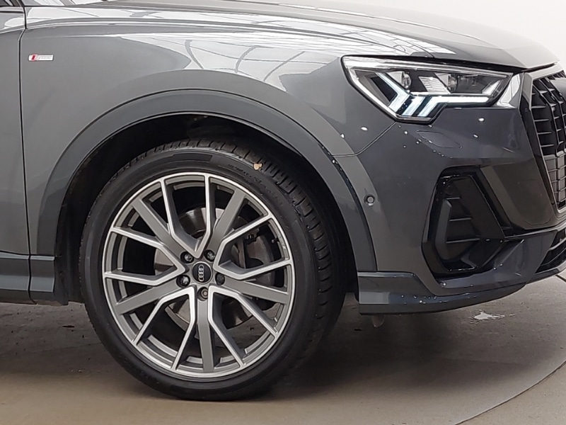 Used Audi Q3 2019 for sale - 76325408: Photo 9