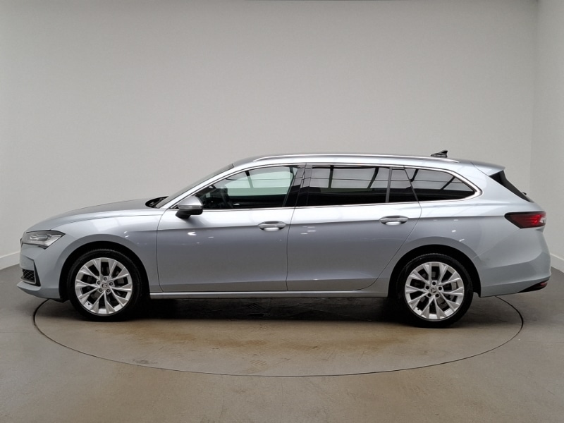 Used Skoda Superb 2024 for sale - 76456035: Photo 4