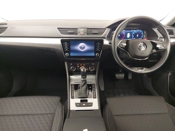 Used Skoda Superb 2023 for sale - 77544398: Photo