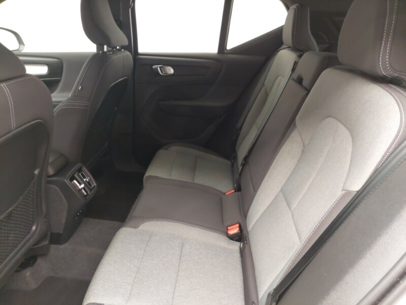 Used Volvo XC40 2023 for sale - 77209201: Photo 6