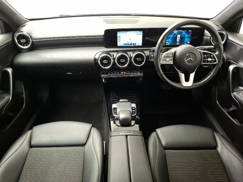 Used Mercedes-Benz A-Class 2019 for sale - 76471652: Photo 2