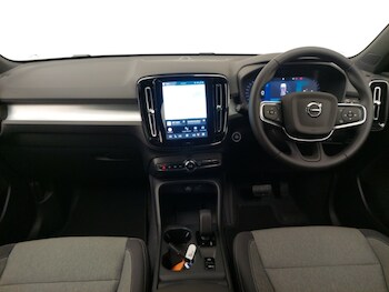 Used Volvo XC40 2025 for sale - 77518141: Photo