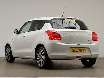 Used Suzuki Swift 2021 for sale - 77183939: Photo