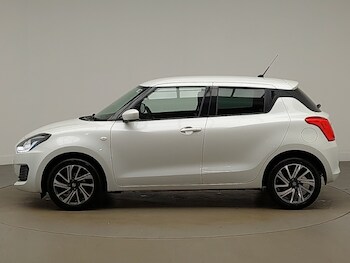 Used Suzuki Swift 2021 for sale - 77183939: Photo