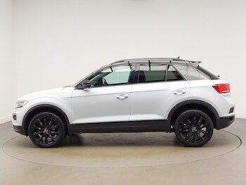 Used Volkswagen T-Roc 2021 for sale - 75663971: Photo