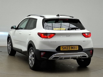 Used Kia Stonic 2023 for sale - 78478148: Photo