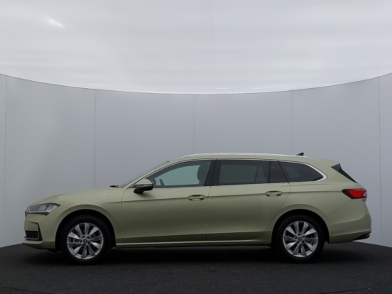 Used Skoda Superb 2025 for sale - 77126640: Photo 4