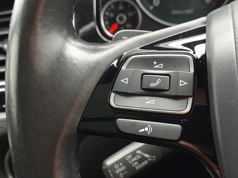 Used Volkswagen Touareg 2017 for sale - 76924999: Photo 18