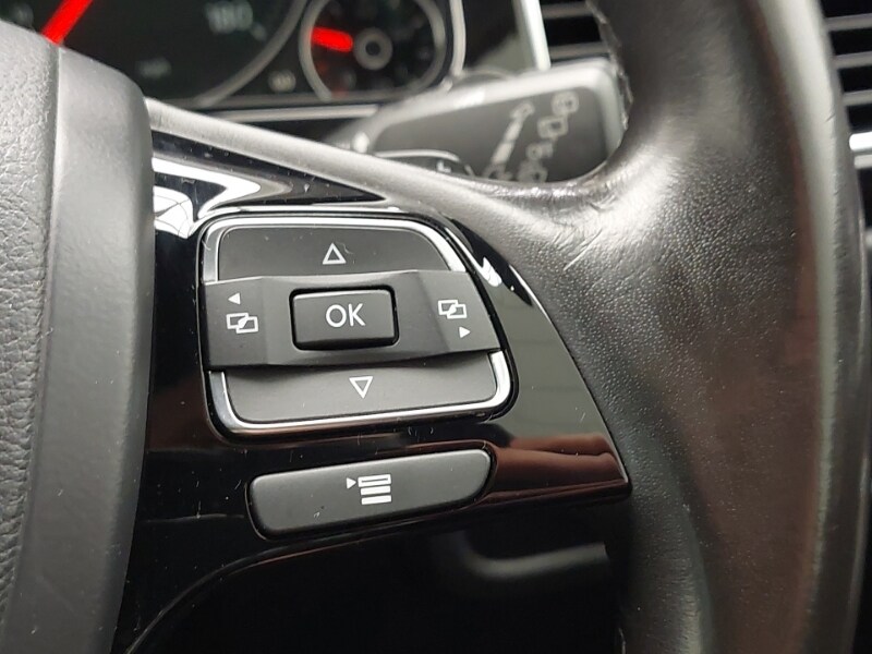 Used Volkswagen Touareg 2017 for sale - 76924999: Photo 19