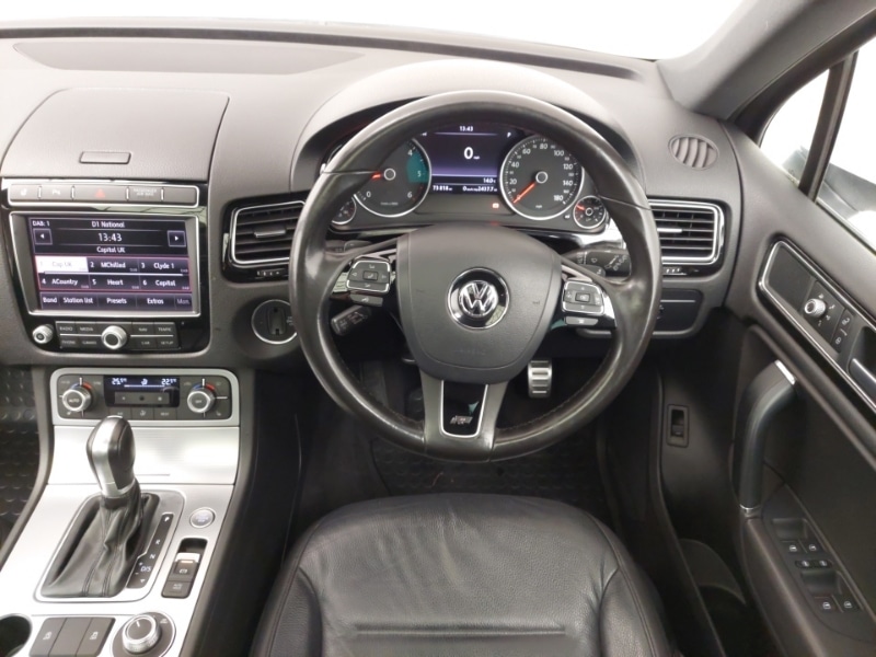 Used Volkswagen Touareg 2017 for sale - 76924999: Photo 7