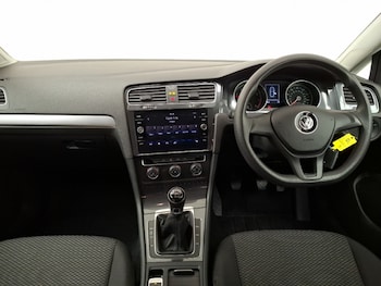 Used Volkswagen Golf 2019 for sale - 78656360: Photo
