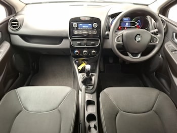 Used Renault Clio 2017 for sale - 78747166: Photo