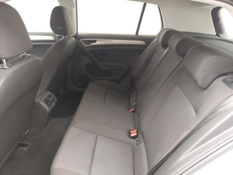 Used Volkswagen Golf 2019 for sale - 77585176: Photo 6