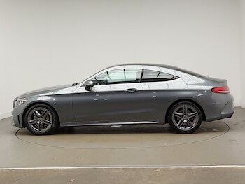 Used Mercedes-Benz C Class 2019 for sale - 77352514: Photo