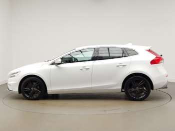 Used Volvo V40 2017 for sale - 75184314: Photo