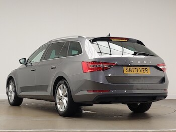 Used Skoda Superb 2023 for sale - 76199281: Photo