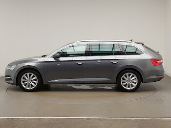 Used Skoda Superb 2023 for sale - 76199281: Photo