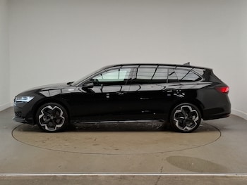 Used Skoda Superb 2025 for sale - 78519004: Photo