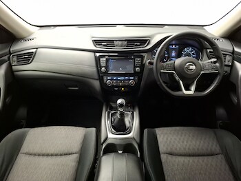 Used Nissan X-Trail 2018 for sale - 78312229: Photo