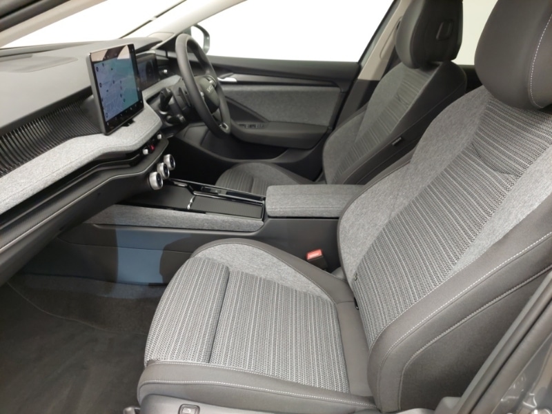 Used Skoda Superb 2025 for sale - 77338205: Photo 5