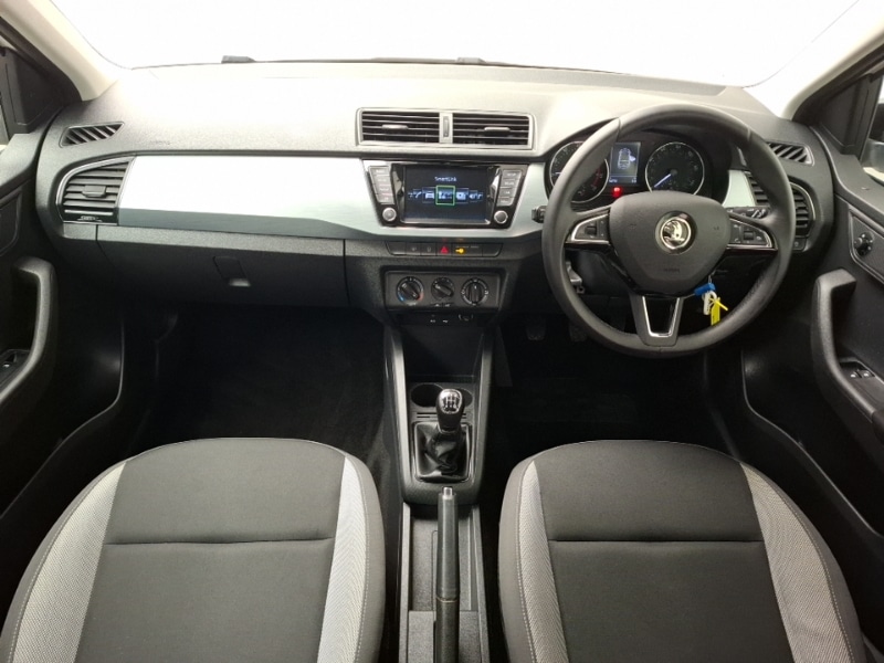 Used Skoda Fabia 2017 for sale - 76834306: Photo 2