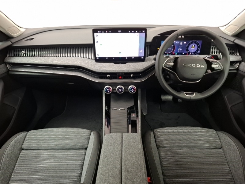 Used Skoda Superb 2025 for sale - 76543638: Photo 2