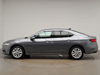 Used Skoda Superb 2025 for sale - 76543638: Photo