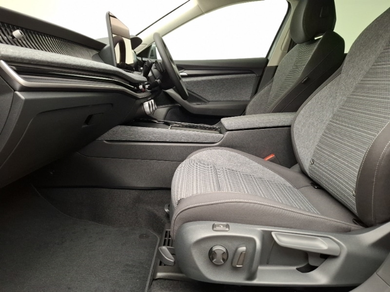 Used Skoda Superb 2025 for sale - 76543638: Photo 5