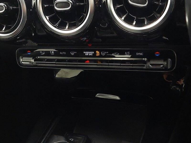 Used Mercedes-Benz A-Class 2018 for sale - 76493109: Photo 16