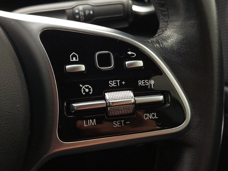 Used Mercedes-Benz A-Class 2018 for sale - 76493109: Photo 19