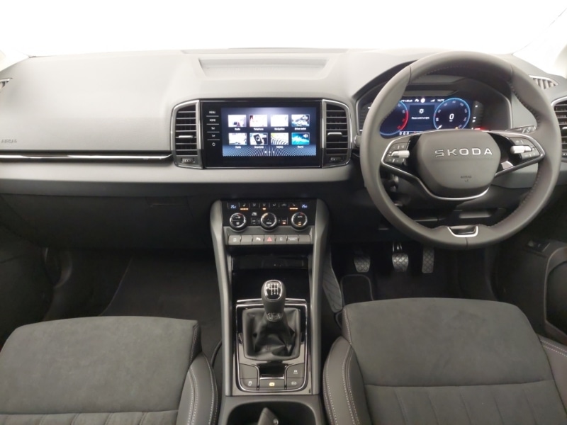 Used Skoda Karoq 2025 for sale - 76543873: Photo 2