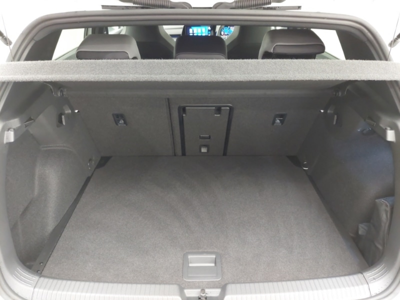 Used Volkswagen Golf 2024 for sale - 77078393: Photo 8