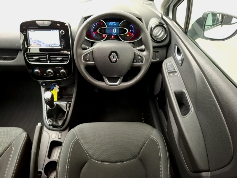 Used Renault Clio 2017 for sale - 76354530: Photo 7