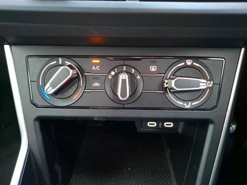 Used Volkswagen Polo 2023 for sale - 76889337: Photo 15