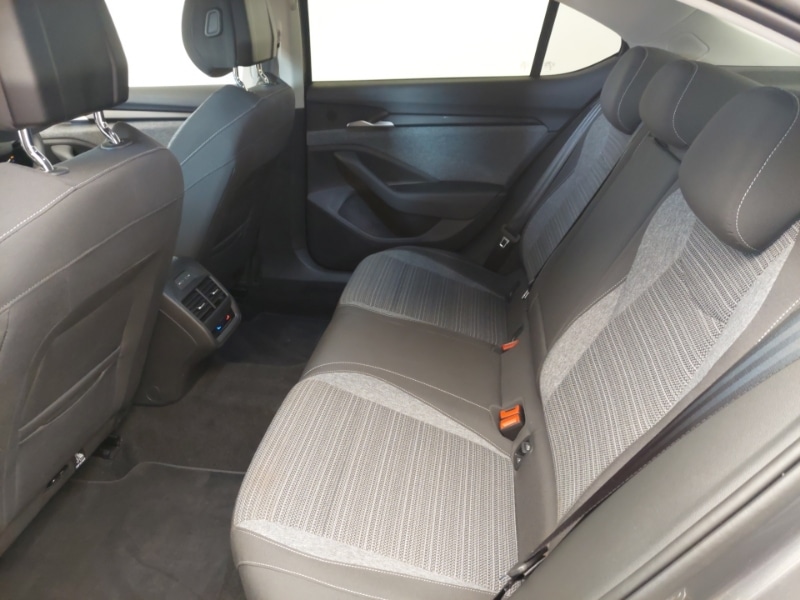 Used Skoda Superb 2025 for sale - 77947819: Photo 6