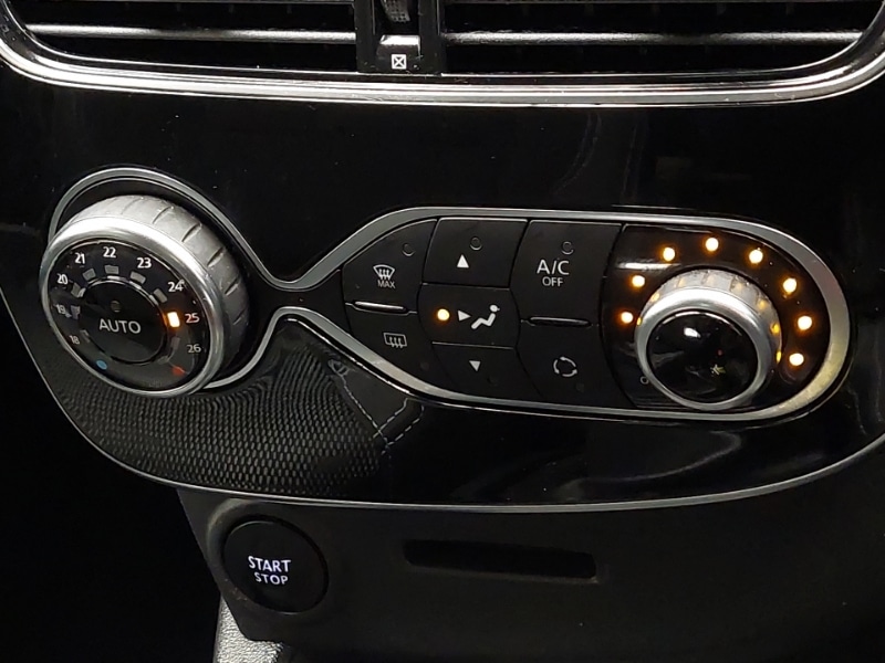 Used Renault Clio 2018 for sale - 76959184: Photo 15