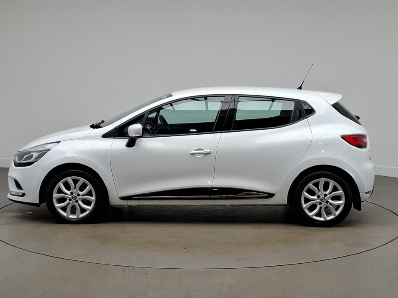 Used Renault Clio 2017 for sale - 76636570: Photo 4