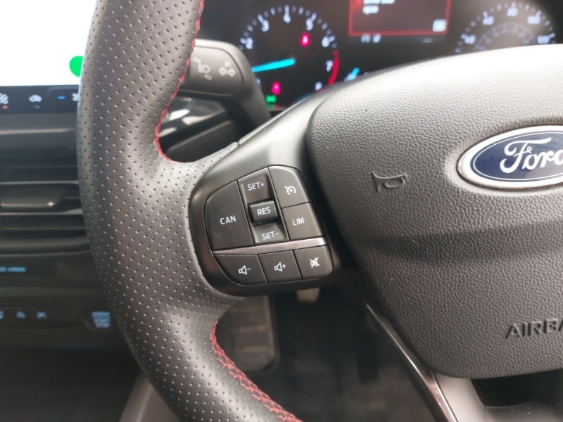 Used Ford Focus 2022 for sale - 76465175: Photo 12