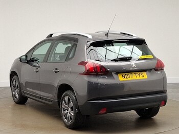 Used Peugeot 2008 2017 for sale - 79477463: Photo
