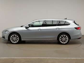 Used Skoda Superb 2024 for sale - 74452055: Photo