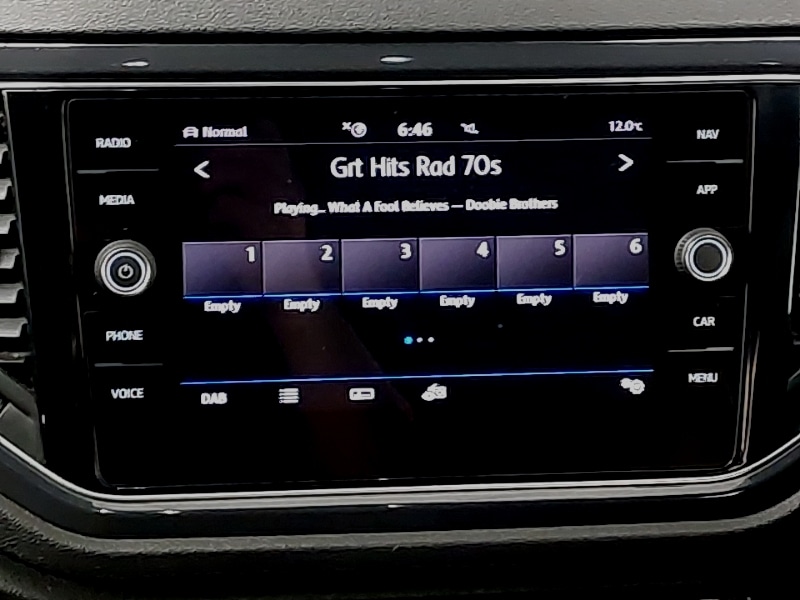 Used Volkswagen T-Roc 2018 for sale - 77982179: Photo 10