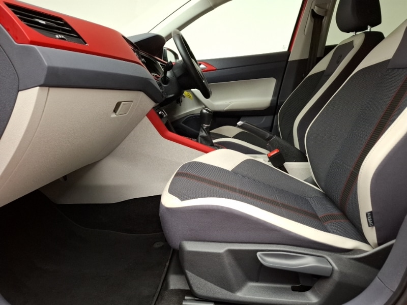 Used Volkswagen Polo 2018 for sale - 76687698: Photo 5