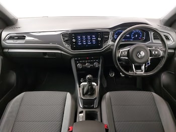 Used Volkswagen T-Roc 2019 for sale - 77073466: Photo