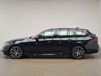 Used BMW 5 Series 2023 for sale - 77750627: Photo