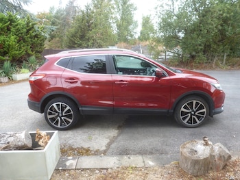 Used Nissan Qashqai 2015 for sale - 79564117: Photo