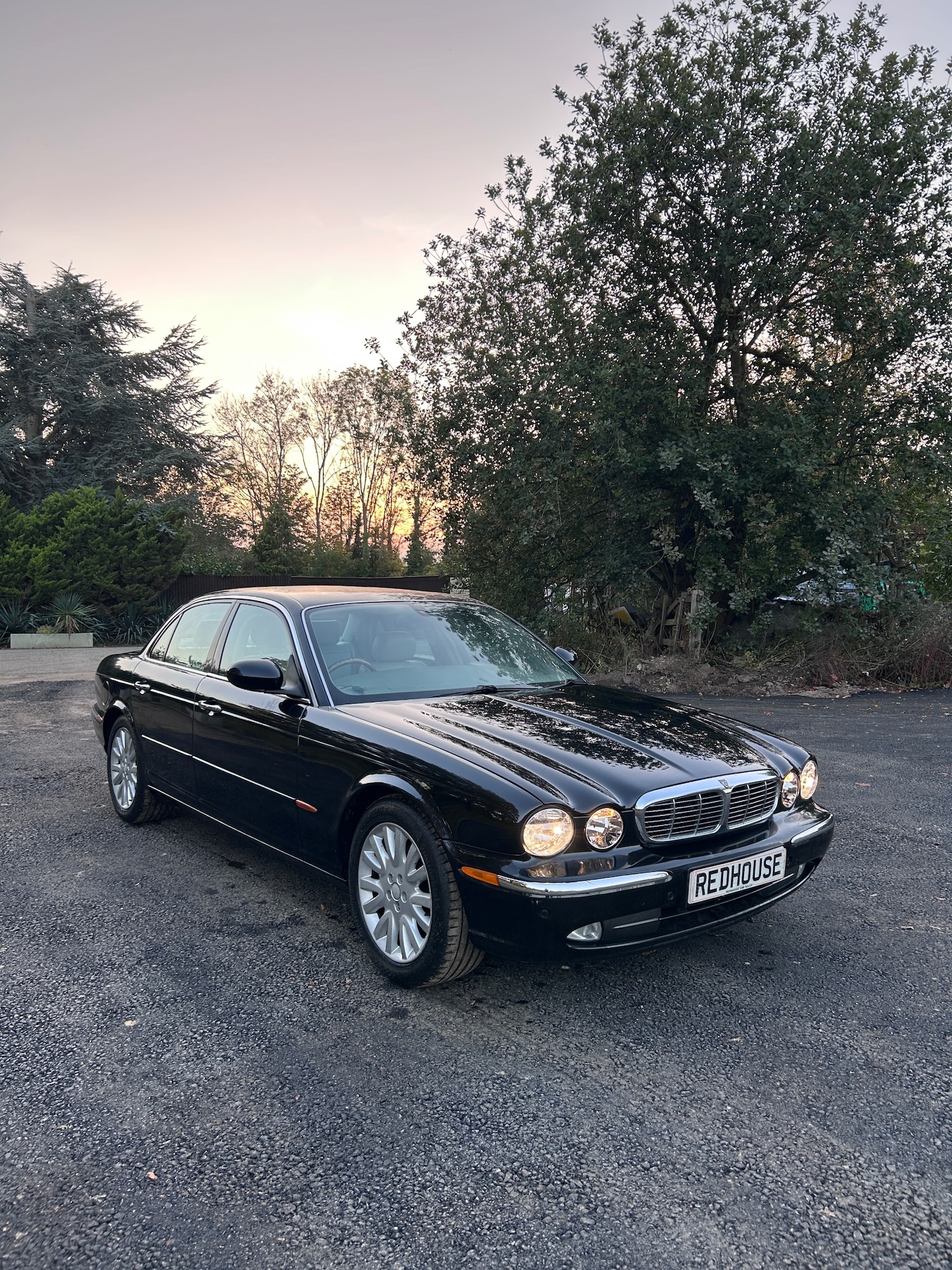 Used Jaguar XJ 2004 for sale - 76482701: Photo 4